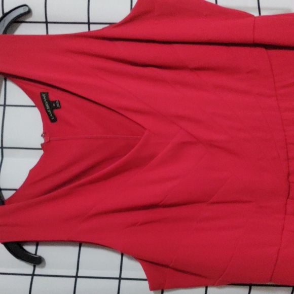 Lane Bryant red sleeveless dress with asymmetrical hem in size 20. - Picture 3 of 5